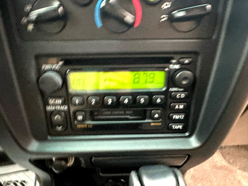 Used 2002 Toyota 4Runner SR5 image 26