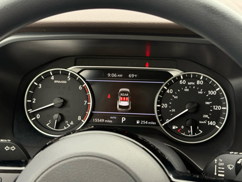Used 2023 Nissan Rogue SV image 15