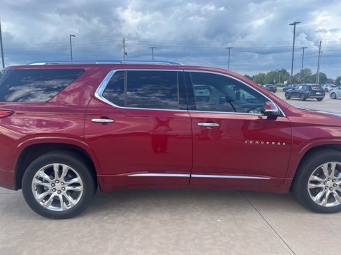 Used 2019 Chevrolet Traverse High Country image 11