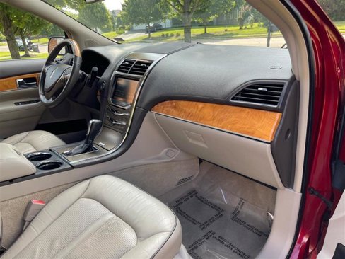 Used 2014 Lincoln MKX AWD w/ Equipment Group 101A image 64