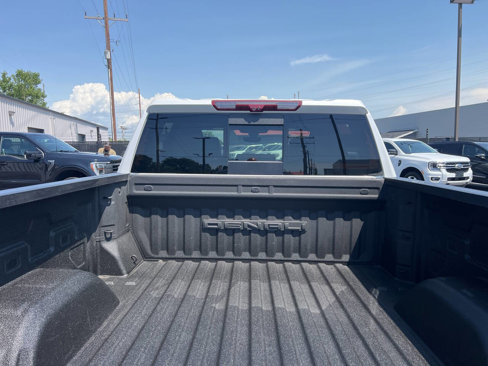 Used 2022 GMC Sierra 1500 Denali image 10