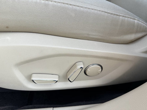 Used 2014 Ford Fusion SE image 17