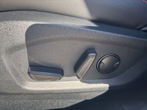 Used 2022 Ford Edge ST-Line image 24