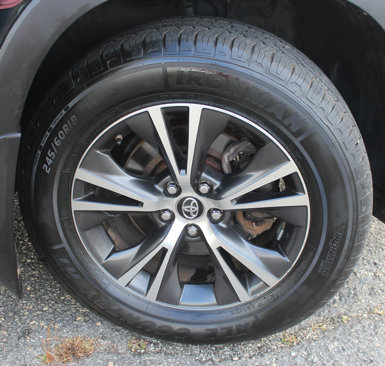 Used 2019 Toyota Highlander LE image 54
