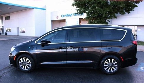 Used 2021 Chrysler Pacifica Touring-L image 11