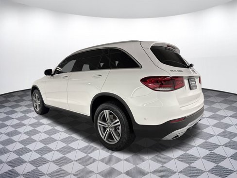 Used 2021 Mercedes-Benz GLC 300 w/ Premium Package image 3