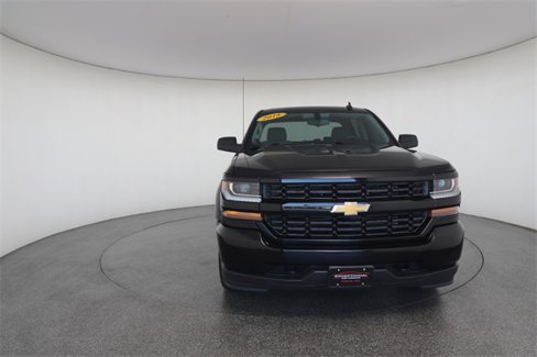 Used 2018 Chevrolet Silverado 1500 Custom image 31