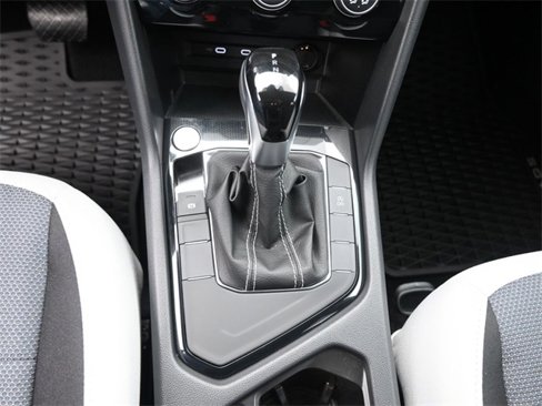 New 2025 Volkswagen Taos S image 9
