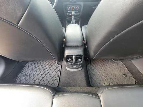 Used 2017 MINI Cooper Clubman ALL4 image 31