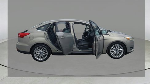 Used 2015 Ford Focus Titanium image 14