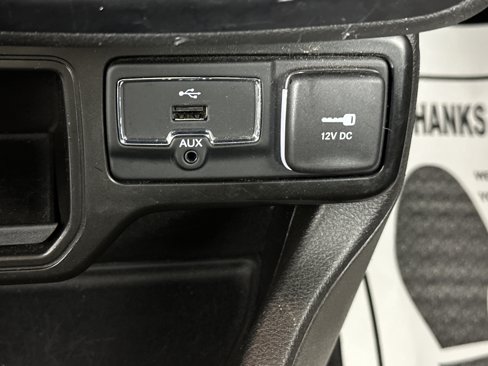Used 2021 Jeep Renegade Sport image 24