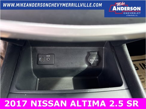 Used 2017 Nissan Altima 2.5 SR w/ Midnight Edition Package image 22