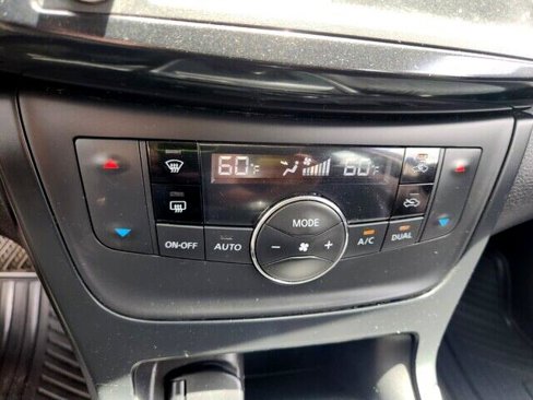 Used 2019 Nissan Sentra SV image 17