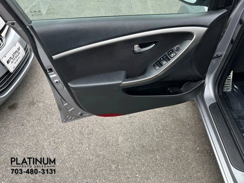 Used 2013 Hyundai Elantra GT w/ Touch & Go Pkg image 12
