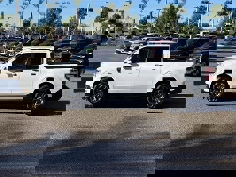 Used 2023 Ford Maverick XLT w/ XLT Luxury Package image 3