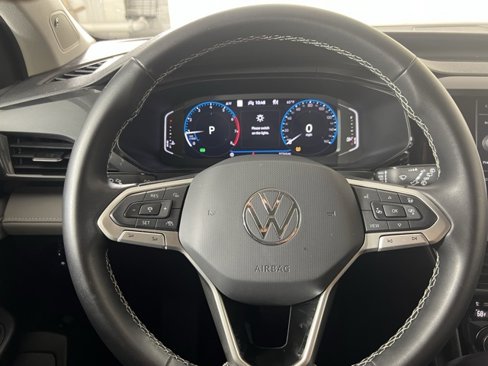 Used 2022 Volkswagen Taos SEL w/ Panoramic Sunroof Package image 12