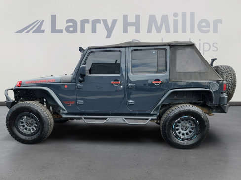 Used 2017 Jeep Wrangler Unlimited Sport image 2