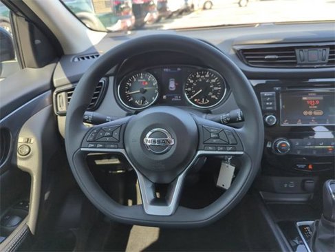 Certified 2020 Nissan Rogue Sport S image 21