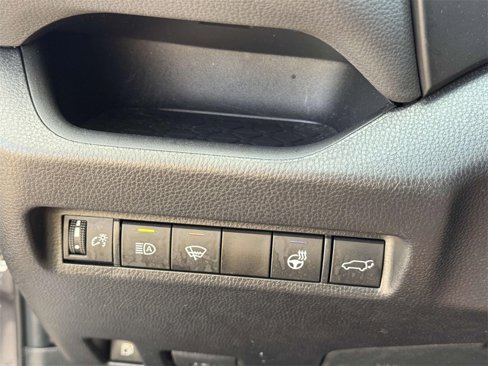 Used 2021 Toyota RAV4 XSE image 10
