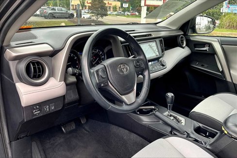 Used 2018 Toyota RAV4 XLE image 17