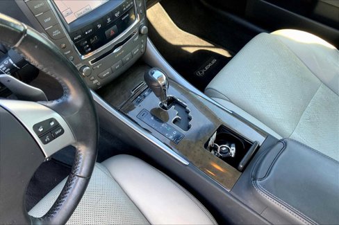Used 2012 Lexus IS 350C image 15