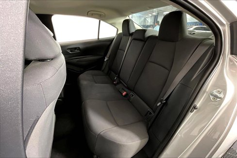 Used 2024 Toyota Corolla LE image 37