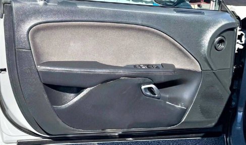 Used 2019 Dodge Challenger SXT image 13