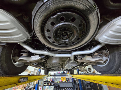 Used 2012 GMC Acadia SLE image 32
