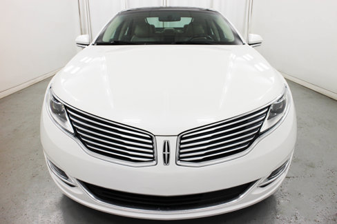 Used 2016 Lincoln MKZ AWD w/ Equipment Group 300A Reserve image 3
