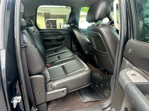 Used 2013 Chevrolet Silverado 2500 LT w/ Interior Plus Package image 14