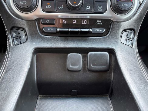Used 2019 GMC Yukon SLT w/ Premium Edition image 26