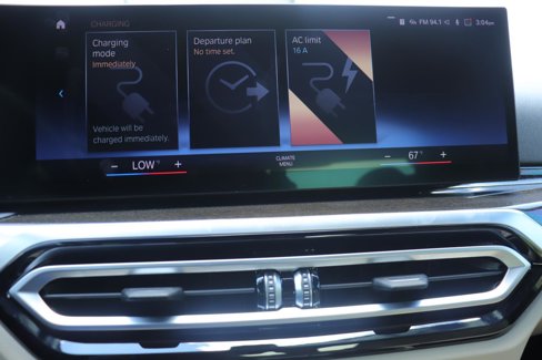 Used 2023 BMW 330e w/ Premium Package image 40