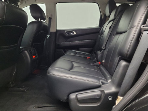 Used 2016 Nissan Pathfinder SL w/ SL Tech Package image 18