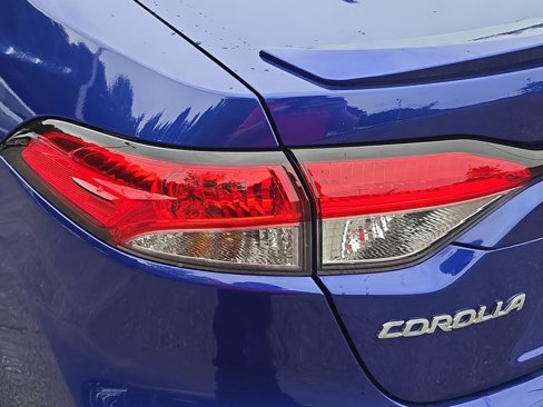 Used 2022 Toyota Corolla SE image 29