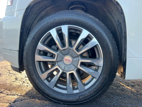 Used 2017 GMC Terrain Denali image 41