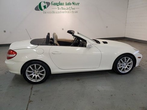 Used 2008 Mercedes-Benz SLK 350 image 7