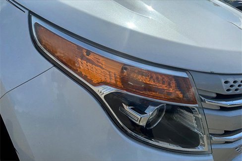 Used 2014 Ford Explorer XLT w/ Equipment Group 201A image 32