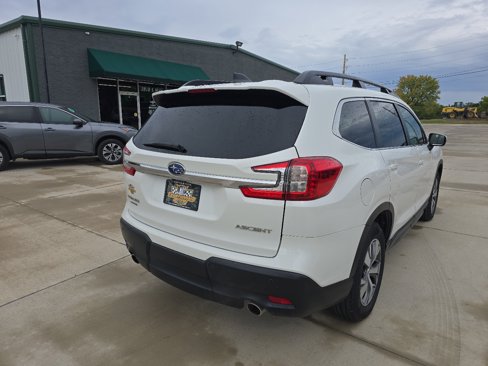 Used 2023 Subaru Ascent Premium w/ Convenience Package image 5