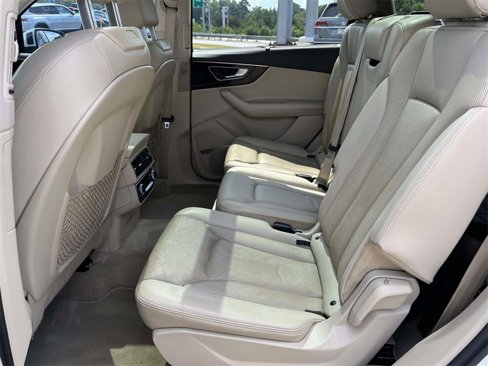 Used 2017 Audi Q7 3.0T Premium Plus w/ Premium Plus Package image 12