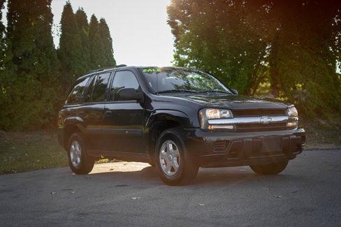 Used 2003 Chevrolet TrailBlazer LS w/ Preferred Equipment Group image 3