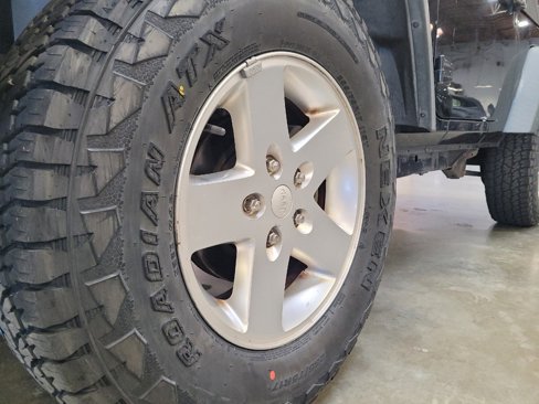 Used 2013 Jeep Wrangler Sport image 31