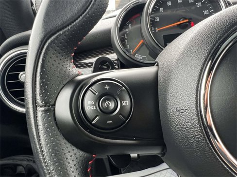 Used 2020 MINI Cooper S image 25