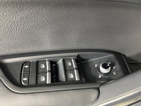 Used 2019 Audi Q5 2.0T Premium Plus image 19