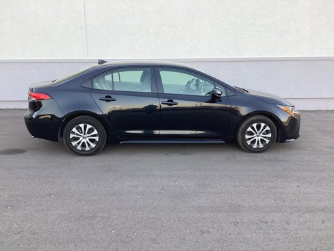 Certified 2021 Toyota Corolla LE image 8