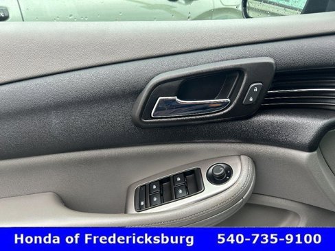 Used 2015 Chevrolet Malibu LS image 28