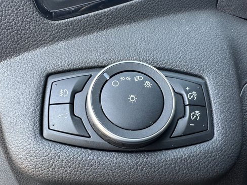 Used 2017 Ford Escape Titanium image 36