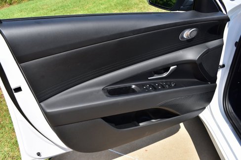 New 2025 Hyundai Elantra Blue image 12