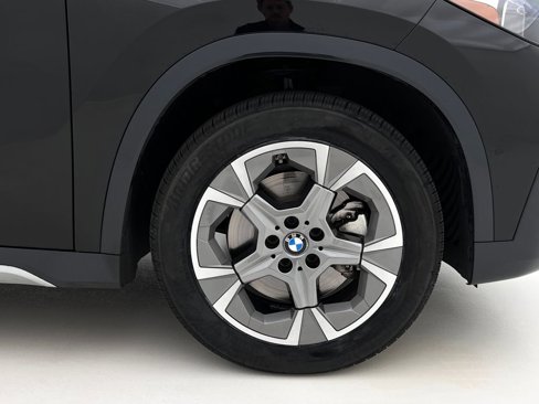 Certified 2025 BMW X1 xDrive28i w/ Convenience Package image 34