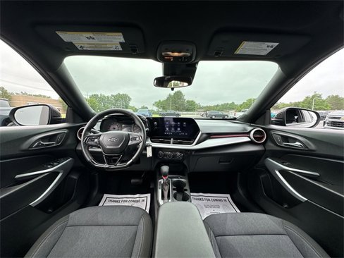 Certified 2024 Chevrolet Trax RS w/ Driver Confidence Package image 19