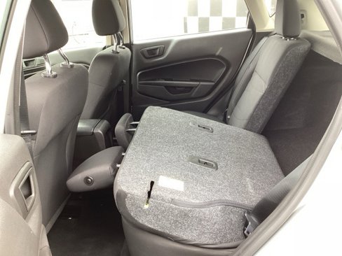 Used 2019 Ford Fiesta SE image 27